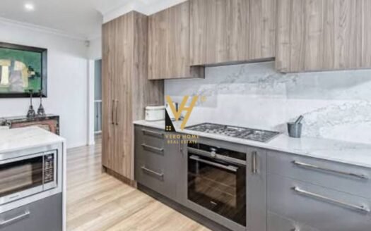 Apartament 2+1, Lungomare, Vlorë, Në Shitje