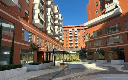 Apartament 3+1, Rruga e Kavajes, Tiranë, Në Shitje